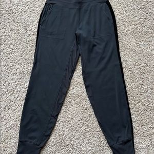Athleta Venice Velvet Stripe Jogger, Size S Tall